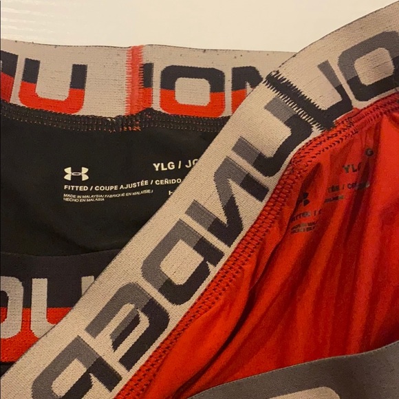 2 Youth Under Armor boxer briefs - Picture 3 of 3